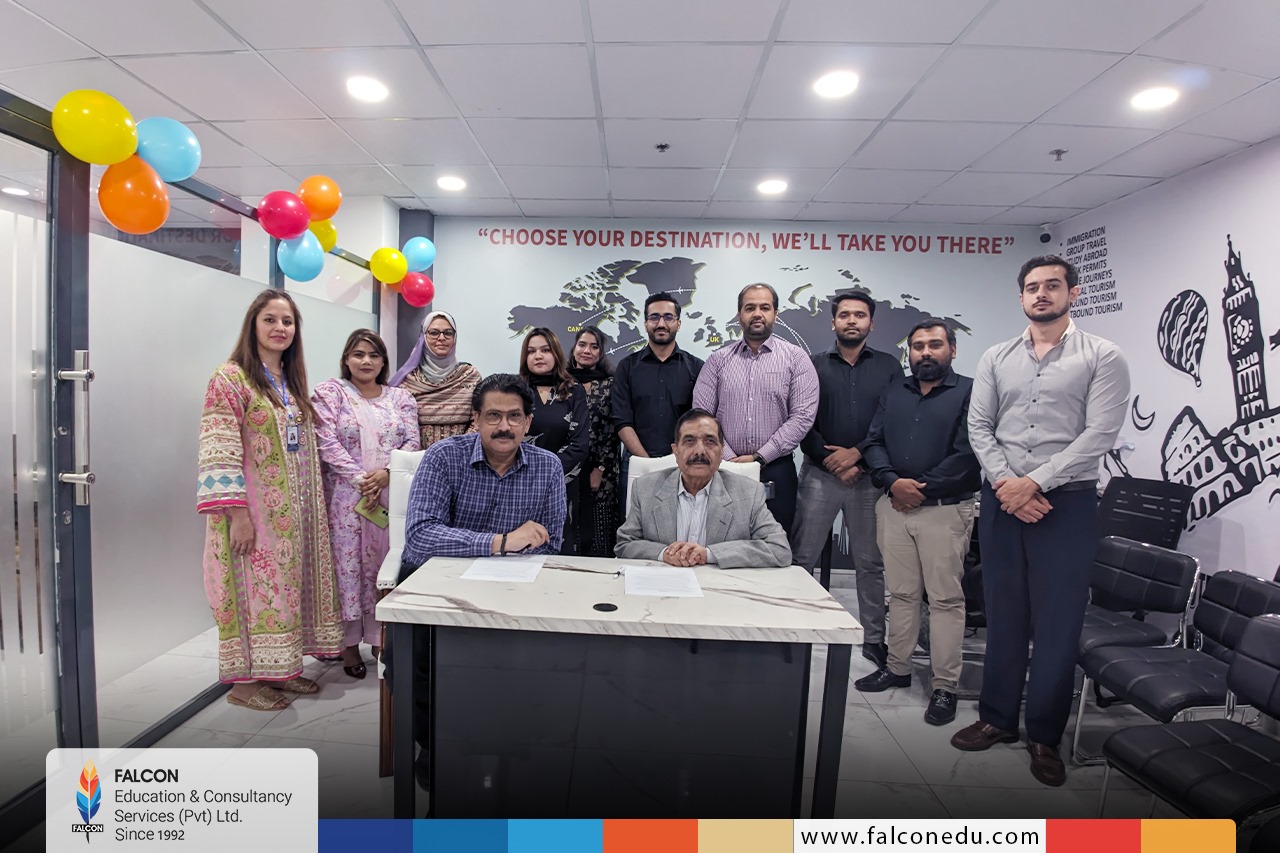 𝐅𝐚𝐥𝐜𝐨𝐧 𝐄𝐝𝐮𝐜𝐚𝐭𝐢𝐨𝐧 𝐢𝐬 𝐧𝐨𝐰 𝐚𝐭 𝐆𝐫𝐚𝐧𝐝 𝐒𝐪𝐮𝐚𝐫𝐞 𝐌𝐚𝐥𝐥, 𝐋𝐚𝐡𝐨𝐫𝐞!